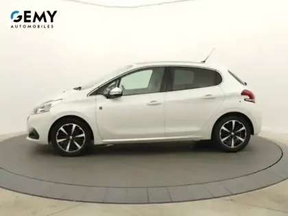 Photo 18 Peugeot 208  PureTech 110ch S&S BVM6