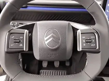 Photo 8 Citroën C3  Turbo 100 ch BVM6