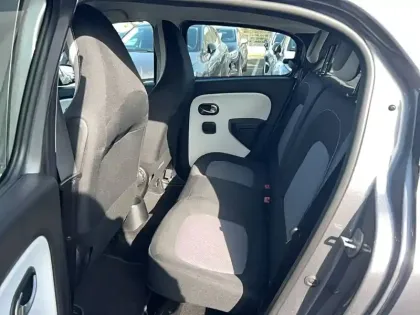 Photo 13 Renault Twingo  III SCe 65