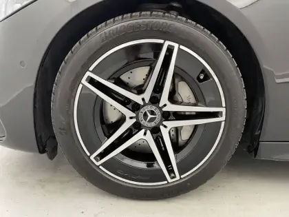 Photo 17 Mercedes Classe C  200 d 9G-Tronic