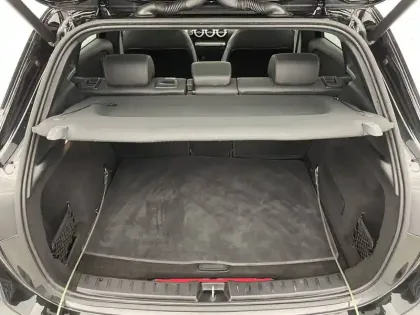 Photo 13 Mercedes GLA  250 e Hybrid EQ 8G-DCT