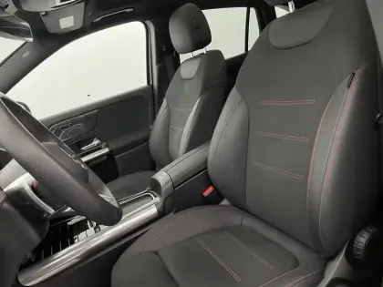 Photo 14 Mercedes GLA  250 e Hybrid EQ 8G-DCT