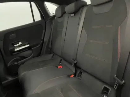 Photo 49 Mercedes GLA  250 e Hybrid EQ 8G-DCT