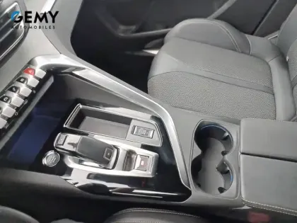 Photo 19 Peugeot 3008  PureTech 130ch S&S EAT8