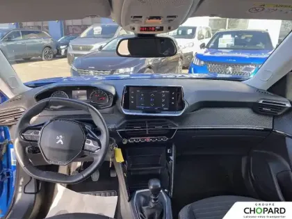 Photo 39 Peugeot 2008  PureTech 100 S&S BVM6