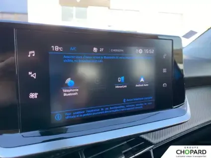 Photo 44 Peugeot 2008  PureTech 100 S&S BVM6