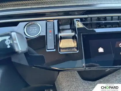 Photo 22 Peugeot 3008  Electrique 210 ch 73 kWh