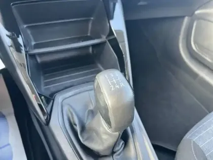 Photo 15 Peugeot 208  PureTech 75 S&S BVM5