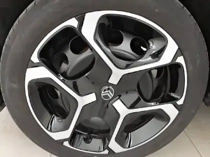 Photo 12 Citroën C3  Turbo 100 ch BVM6