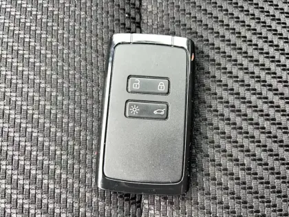 Photo 20 Renault Espace  E-Tech hybrid 200