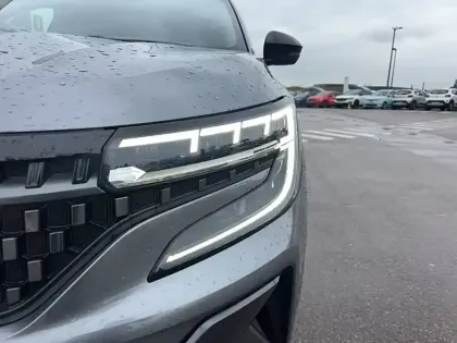 Photo 21 Renault Espace  E-Tech hybrid 200