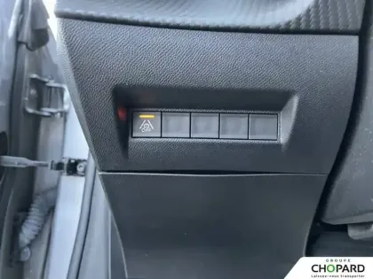 Photo 13 Peugeot 208  Electrique 50 kWh 136ch