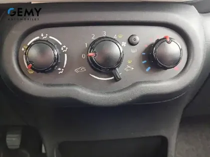 Photo 56 Renault Twingo  III 1.0 SCe 70 BC