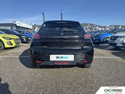 Photo 27 Peugeot 208  PureTech 100 S&S BVM6