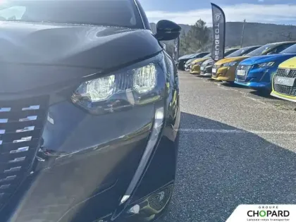 Photo 21 Peugeot 208  PureTech 100 S&S BVM6