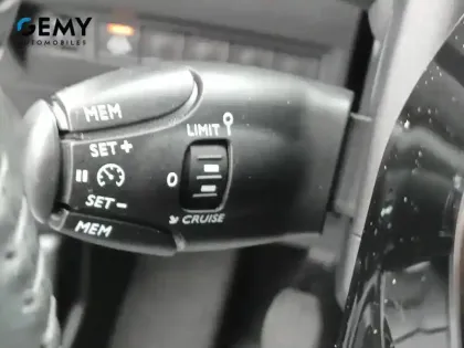 Photo 7 Peugeot 208  PureTech 100 S&S BVM6