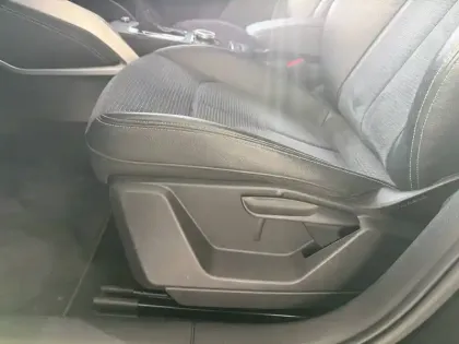 Photo 16 Audi Q2 S 50 TFSI 300 ch S tronic 7 Quattro