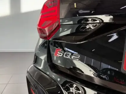 Photo 14 Audi Q2 S 50 TFSI 300 ch S tronic 7 Quattro