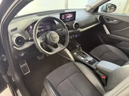 Photo 5 Audi Q2 S 50 TFSI 300 ch S tronic 7 Quattro