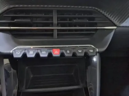 Photo 22 Peugeot 208  PureTech 75 S&S BVM5