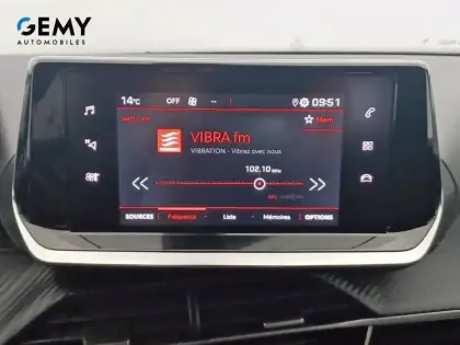 Photo 7 Peugeot 2008  PureTech 130 S&S EAT8