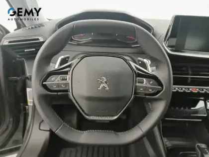 Photo 28 Peugeot 2008  PureTech 130 S&S EAT8