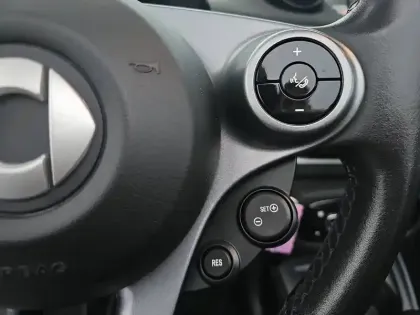 Photo 23 Smart Fortwo  Cabrio 0.9 90 ch S&S BA6