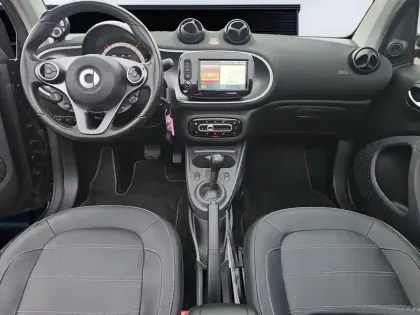 Photo 9 Smart Fortwo  Cabrio 0.9 90 ch S&S BA6