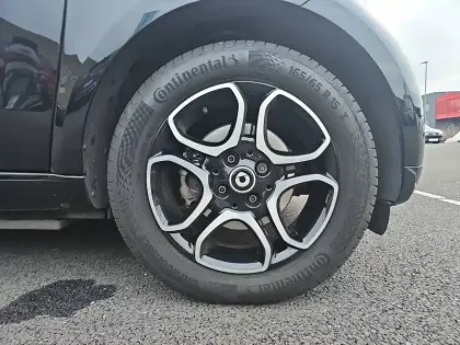 Photo 14 Smart Fortwo  Cabrio 0.9 90 ch S&S BA6