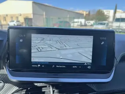 Photo 62 Peugeot 208  PureTech 100 S&S EAT8