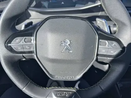 Photo 70 Peugeot 208  PureTech 100 S&S EAT8