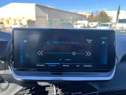 Photo 60 Peugeot 208  PureTech 100 S&S EAT8