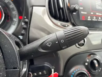 Photo 17 Fiat 500  1.0 70 ch Hybride BSG S/S Dolcevita