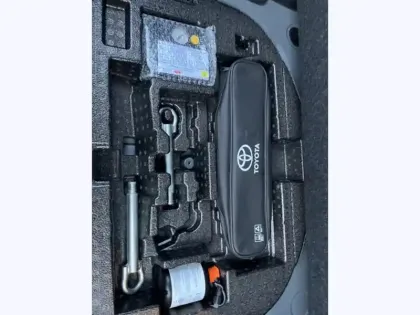 Photo 6 Toyota Corolla Hybrid Design 1.8 122 ch