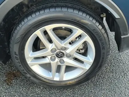 Photo 13 Toyota C-HR 1.8 Hybride 122 Dynamic