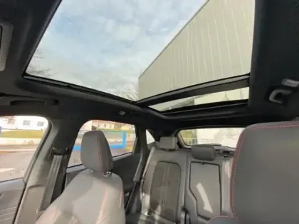 Photo 6 Ford Kuga 2.5 Duratec 180ch Hybrid FlexiFuel ST-Line X Powershift