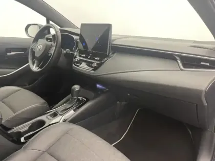 Photo 20 Toyota Corolla Hybride 140h Design