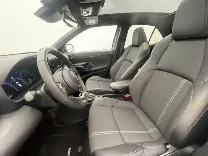 Photo 20 Toyota Yaris Hybride 1.5 HYBRID 130H PREMIERE