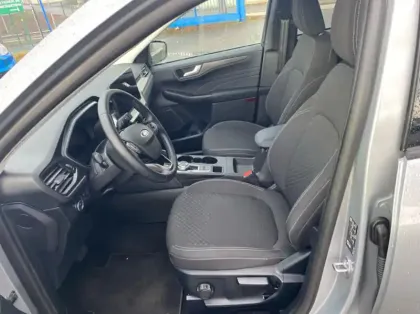 Photo 9 Ford Kuga 2.5 Duratec 180ch Hybrid FlexiFuel Titanium Business Powershift