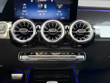 Photo 16 Mercedes GLB 200 d AMG Line