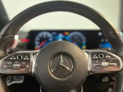 Photo 7 Mercedes Classe A 250 e AMG Line