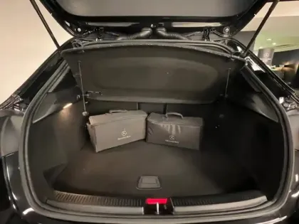 Photo 13 Mercedes Classe A 250 e AMG Line