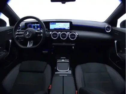 Photo 11 Mercedes CLA 250 e Hybrid EQ AMG Line