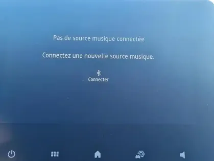 Photo 12 Renault Clio V Limited E-Tech hybride 145