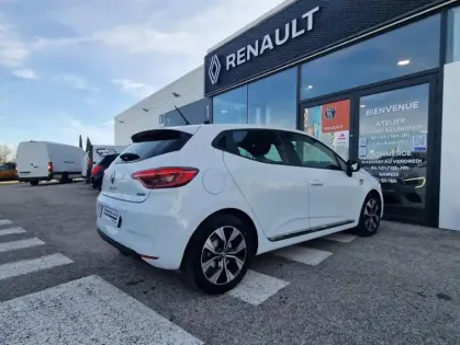 Photo 19 Renault Clio V Limited E-Tech hybride 145