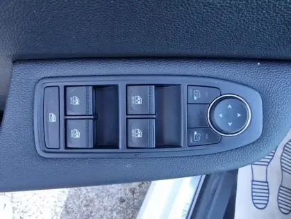 Photo 21 Renault Clio V Limited E-Tech hybride 145