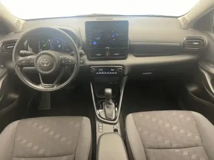 Photo 10 Toyota Yaris Hybride 116h Design