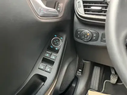 Photo 25 Ford Puma 1.0 EcoBoost 125ch mHEV Titanium X 6cv