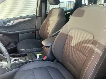 Photo 9 Ford Kuga 2.5 Duratec 190ch FHEV E85 Titanium BVA