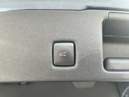 Photo 17 Ford Kuga 2.5 Duratec 190ch FHEV E85 Titanium BVA